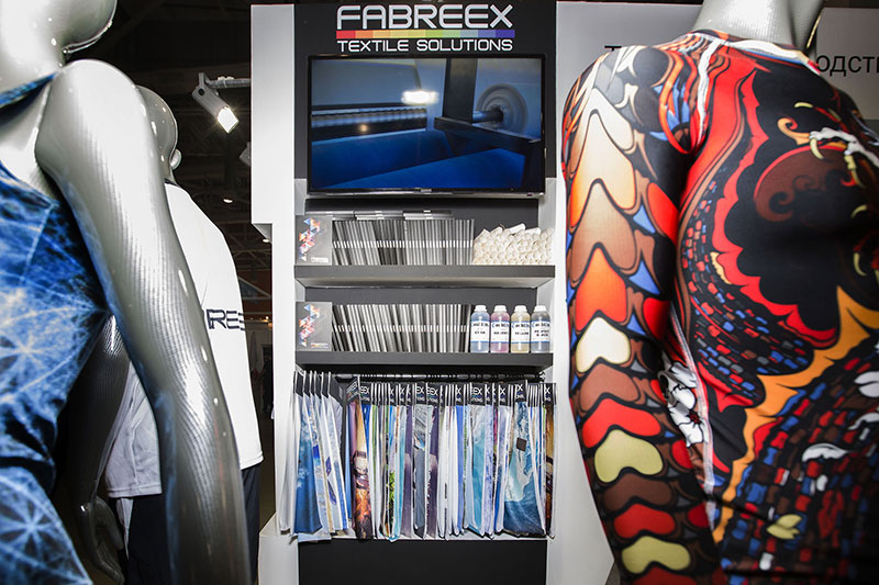 Ассортимент тканей и трикотажа компании FABREEX. Примеры печати на ткани.