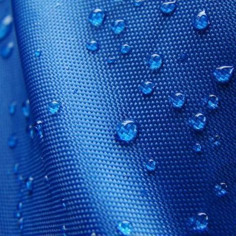 Выбирай правильно. Что нужно знать о водонепроницаемых тканях?