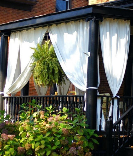 Уличные шторы на террасу