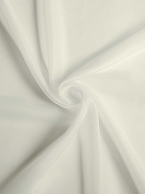 Микровуаль: лёгкая, безопасная и стильная. Где используют и почему выбирают эту ткань