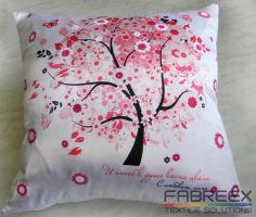 Подушки из ткани компании FABREEX